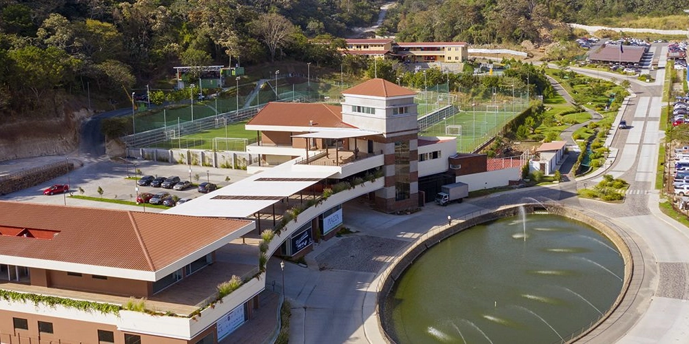 Piazza proyecto Icecorp